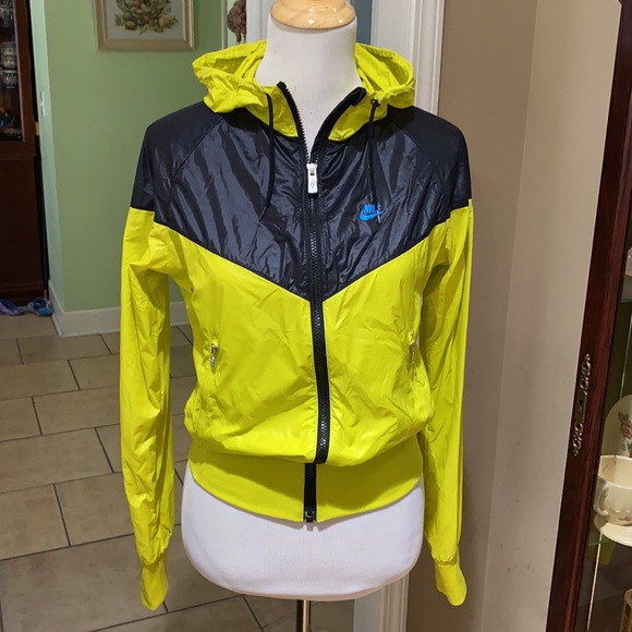 Nike Jackets \u0026 Coats | Nike Yellow Black Windrunner Jacket Nylon Jacket Size S | Color: Black/Yellow | Size: S | Applelen's Closet
